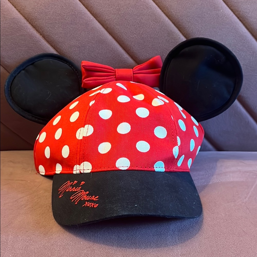 Disney Minnie Mouse Polka Dot Women’s Baseball Cap